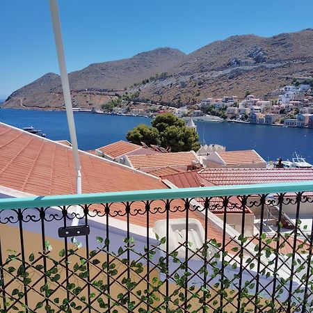 89 Steps Symi Apartamento Exterior foto