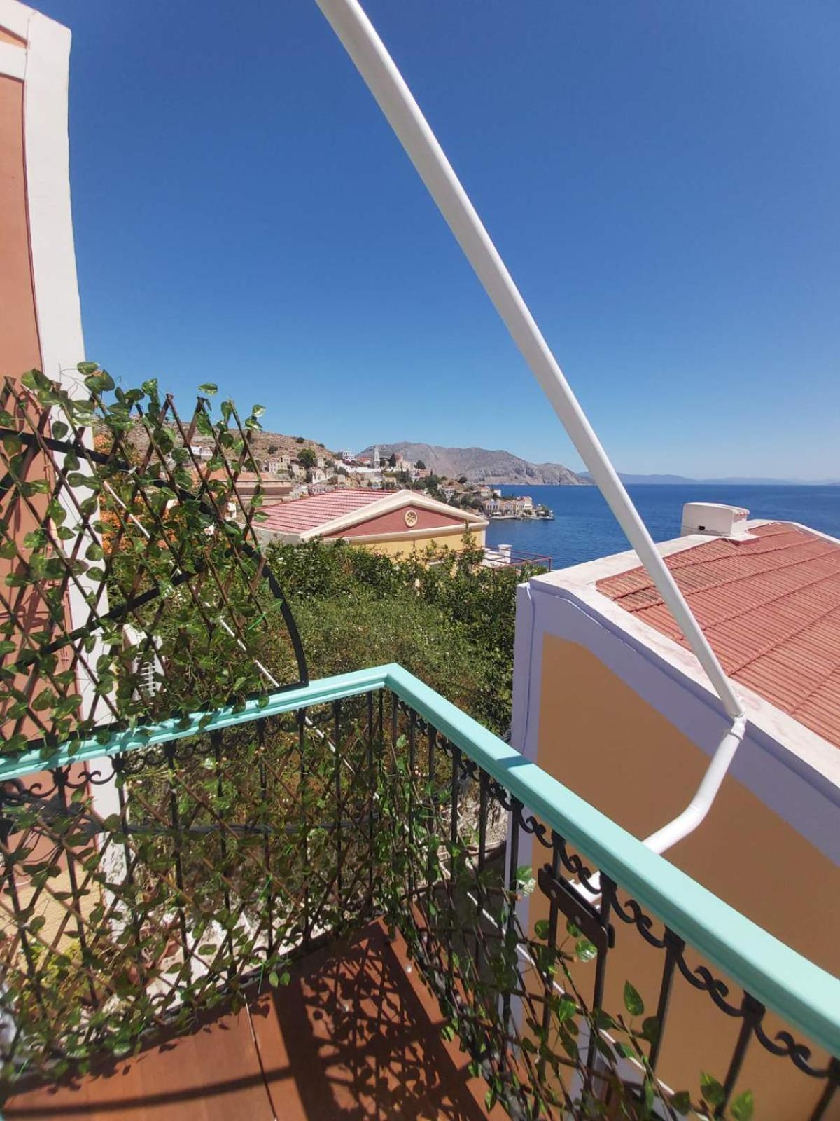 89 Steps Symi Apartamento Exterior foto