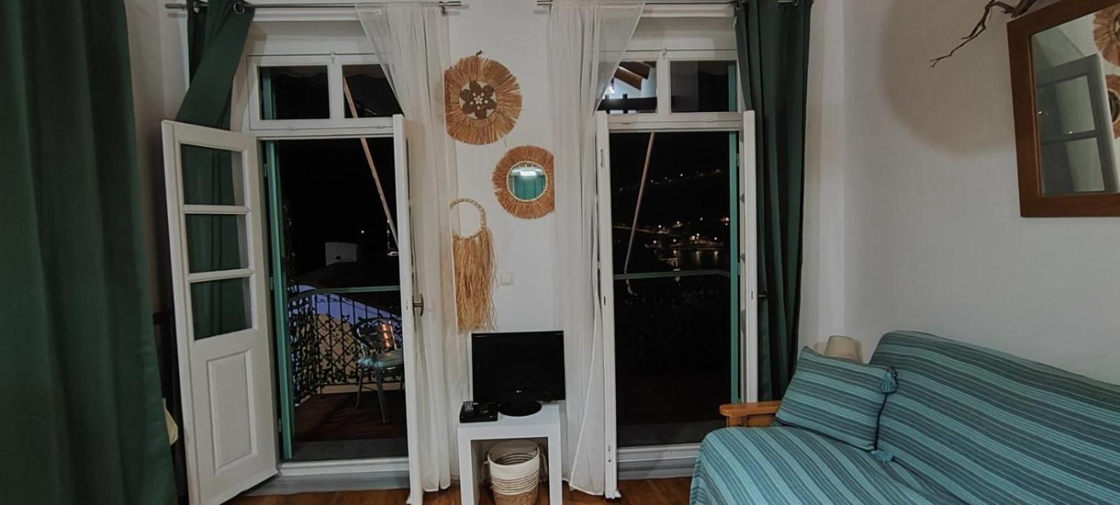 89 Steps Symi Apartamento Exterior foto