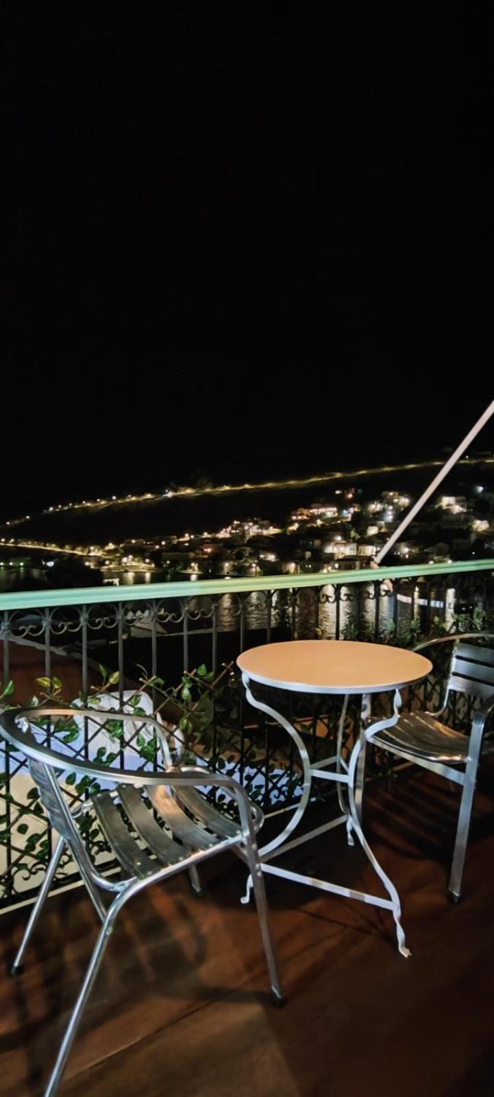 89 Steps Symi Apartamento Exterior foto